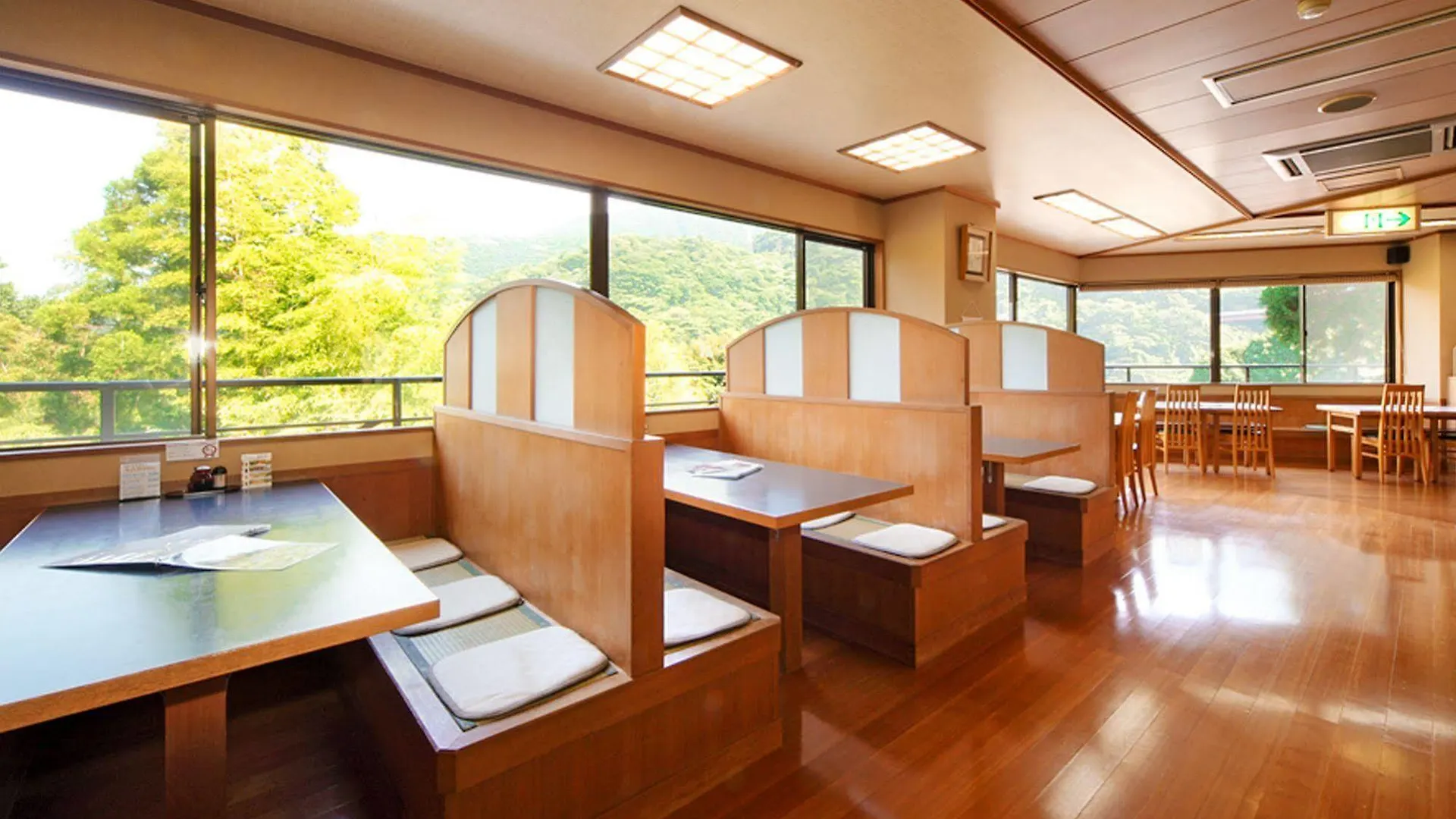 Ryokan Hakonenomori Okada Hotel